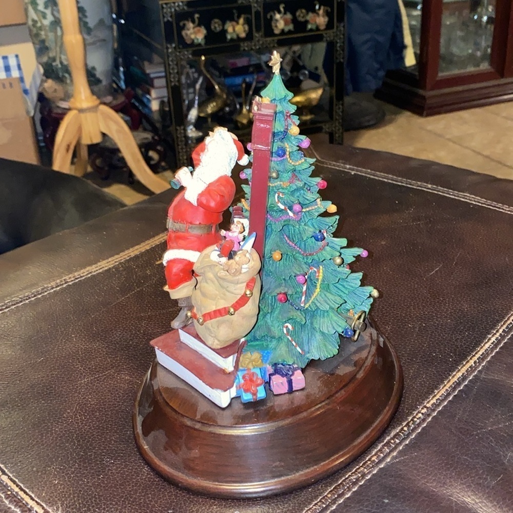 Antique limited edition 1993 Coca-Cola Santa Claus music box. By Franklin Mint - Picture 5 of 6